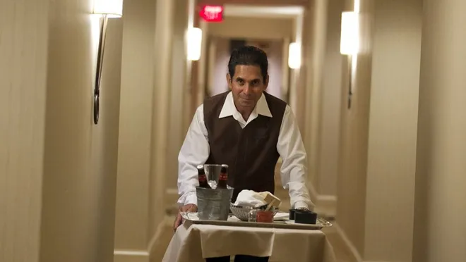 Room Service Hotel : Pengertian, Fungsi, serta Cara Mengoptimalkan Room Service